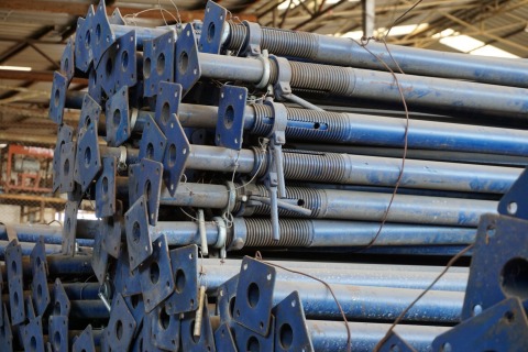 เสาค้ำยันนั่งร้าน