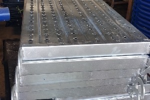 แผ่นทางเดินนั่งร้าน